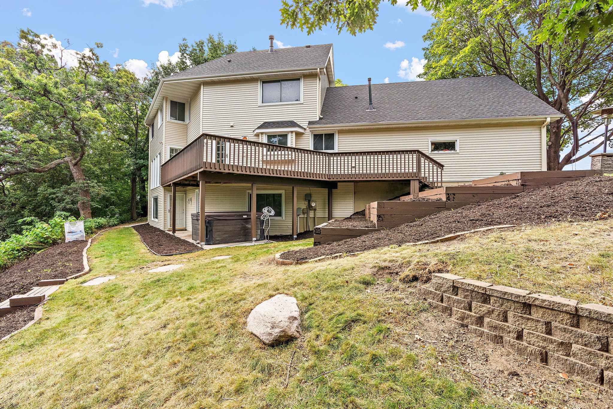 12060 48th Avenue N