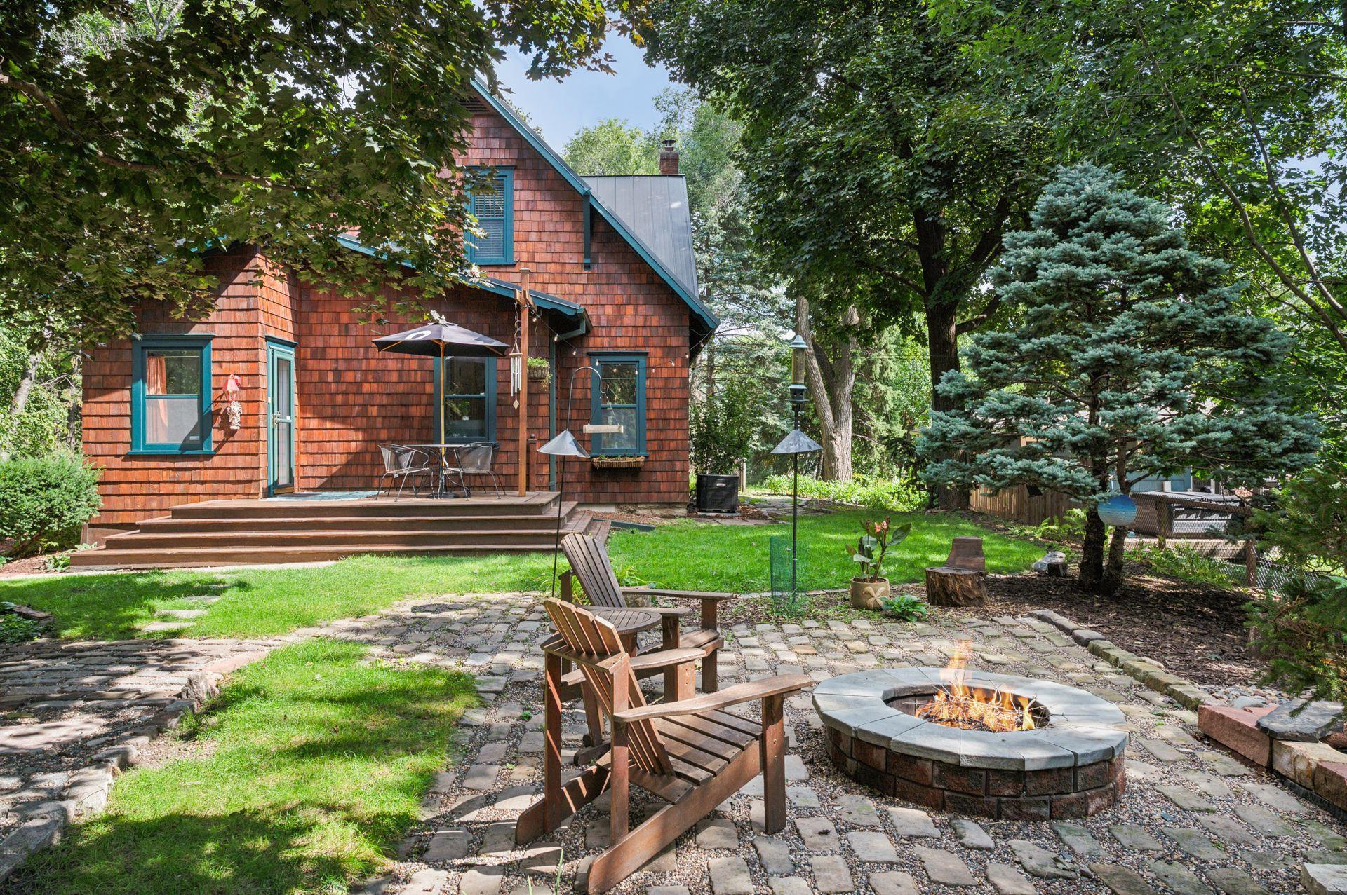 300 Blake Road S