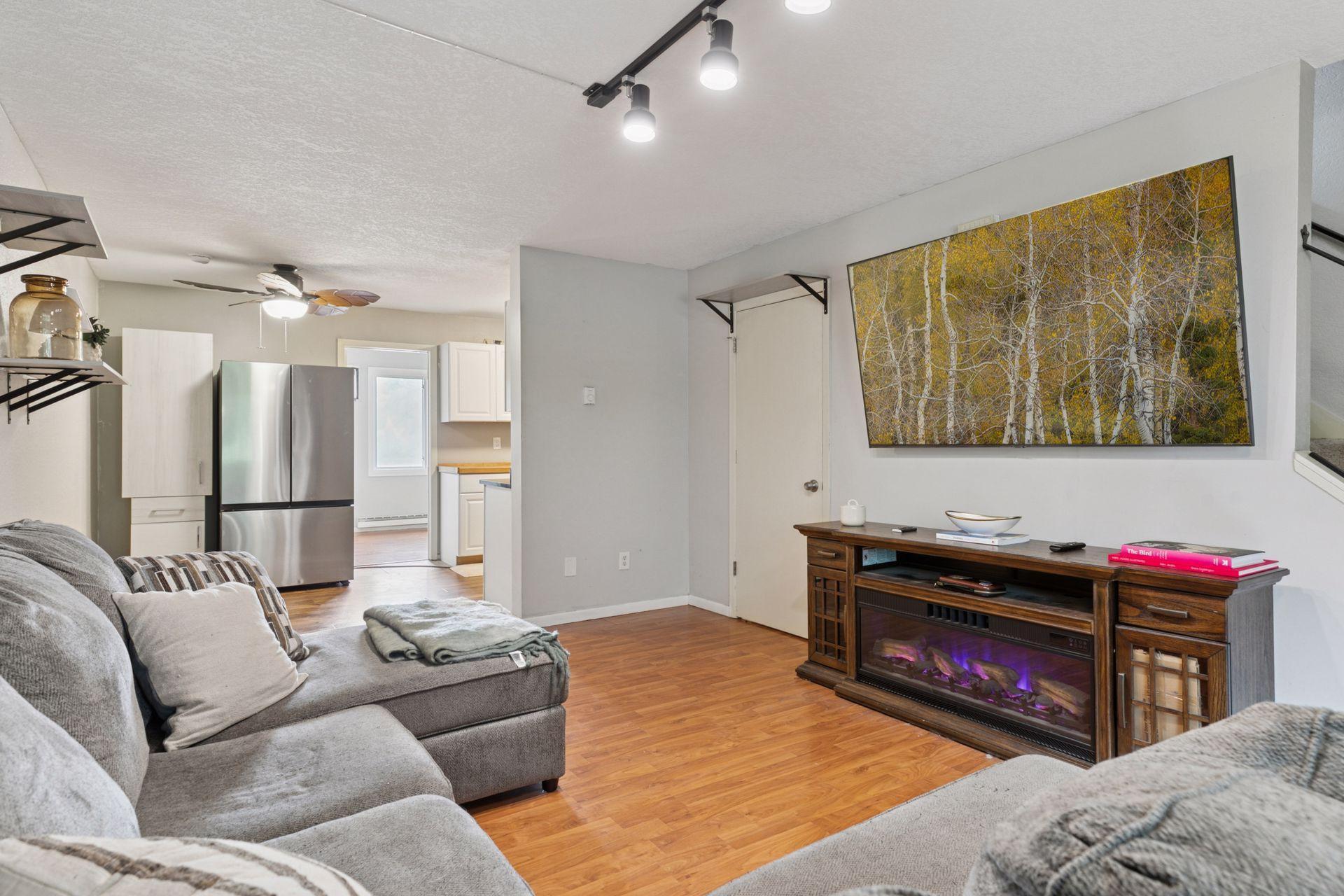 1627 Christie Place