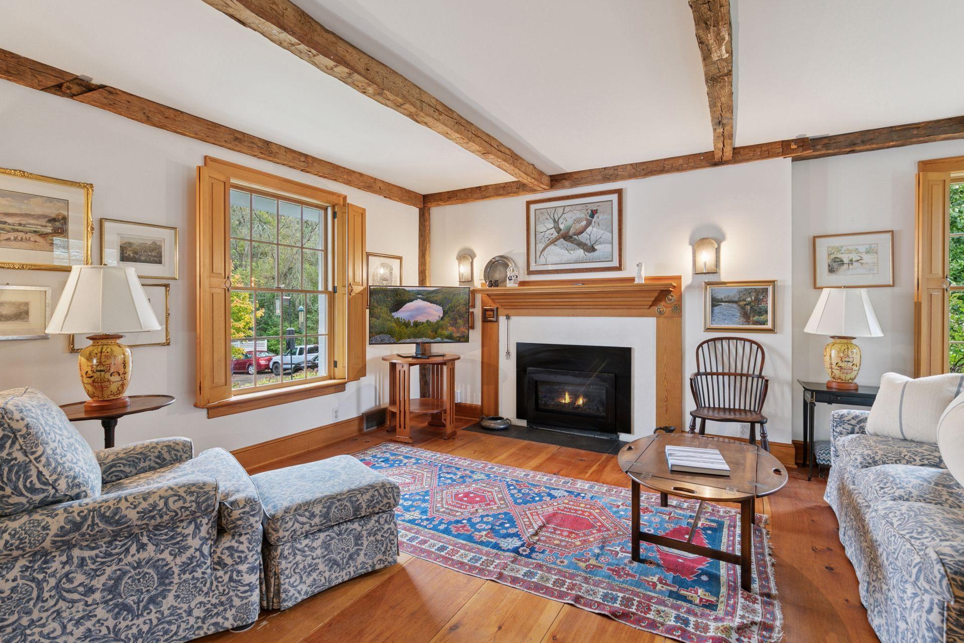 600 Wentworth Avenue