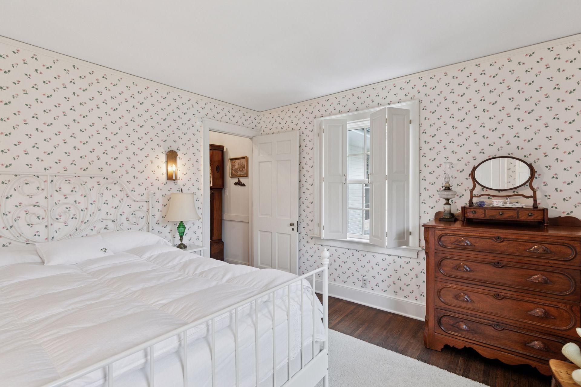 600 Wentworth Avenue