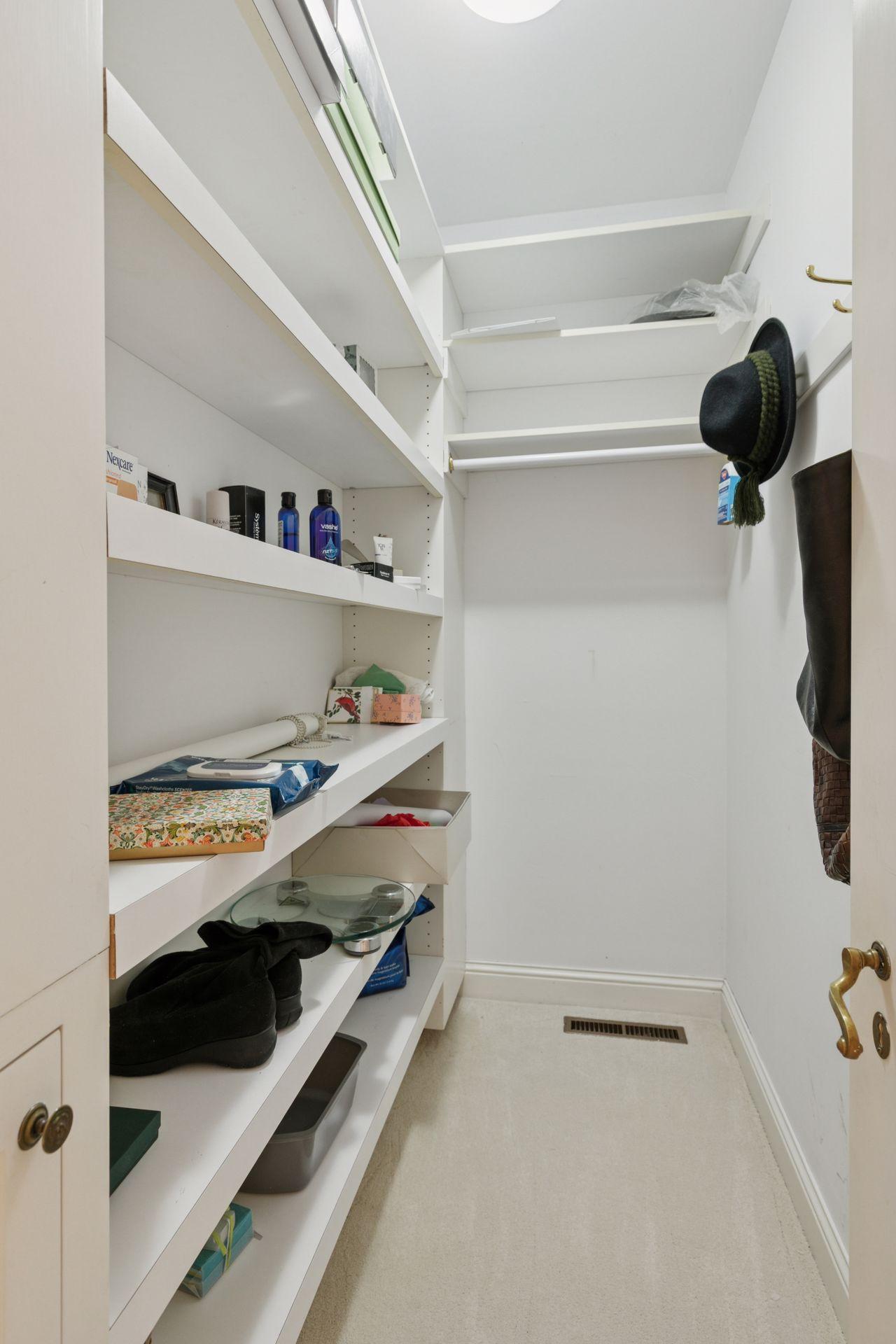 600 Wentworth Avenue