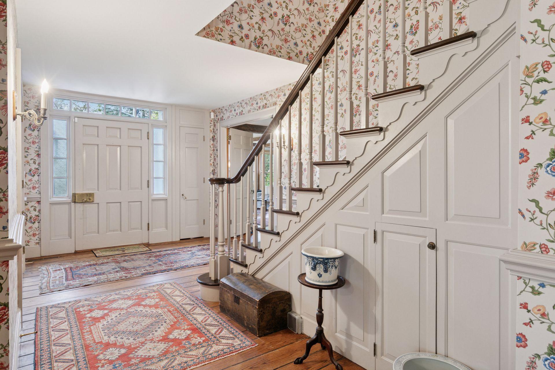 600 Wentworth Avenue