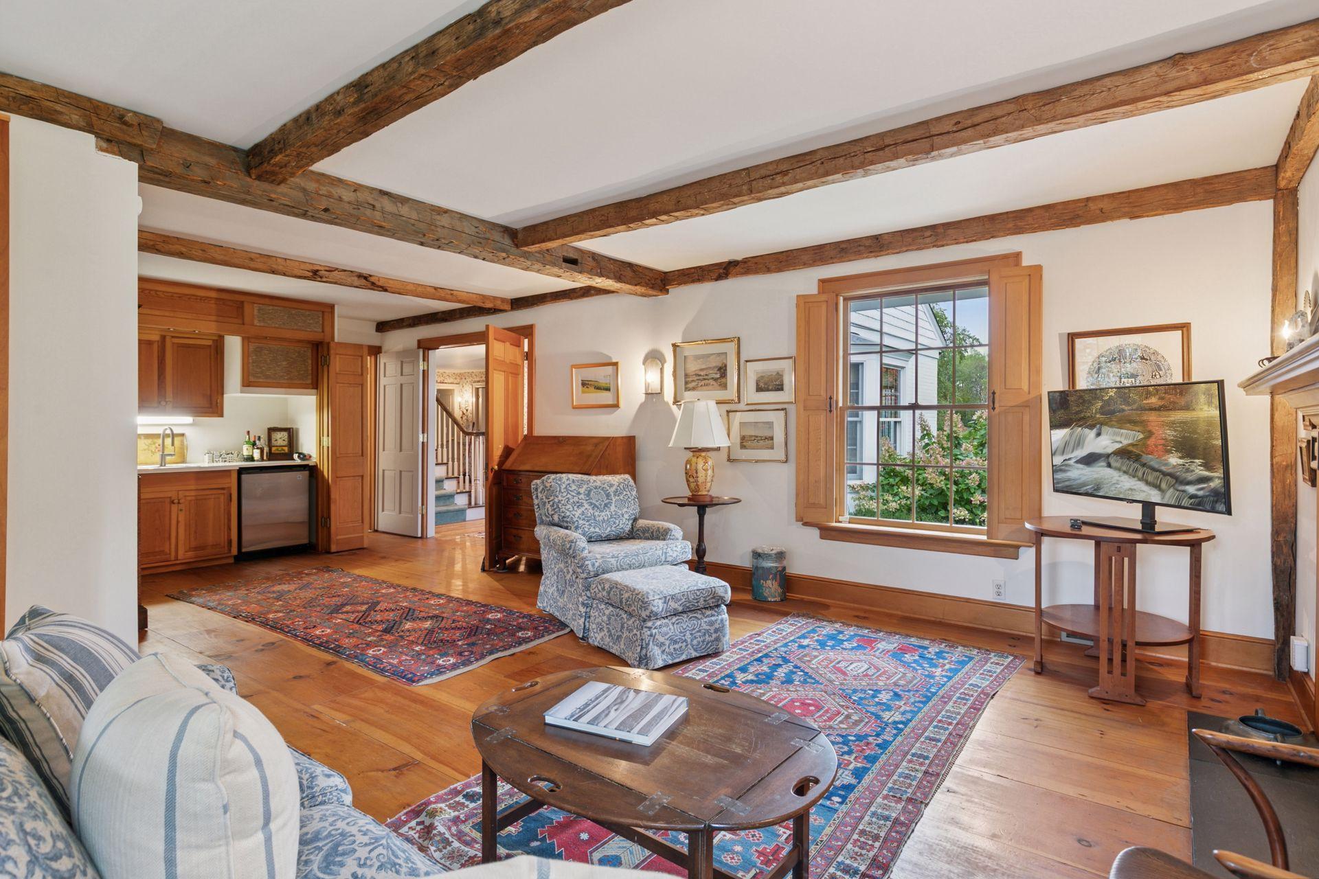 600 Wentworth Avenue