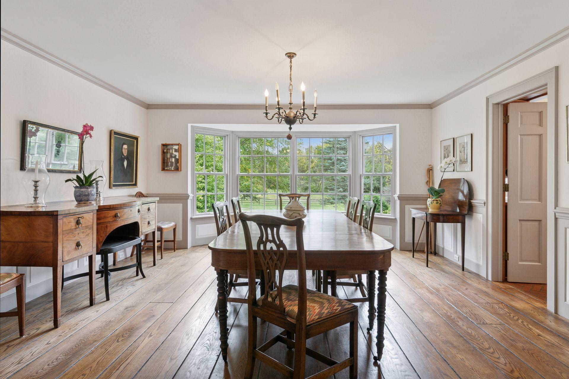 600 Wentworth Avenue