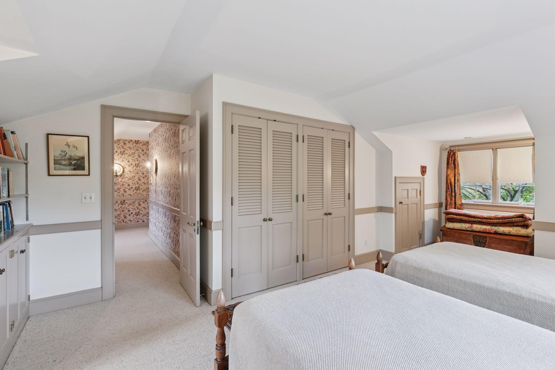 600 Wentworth Avenue