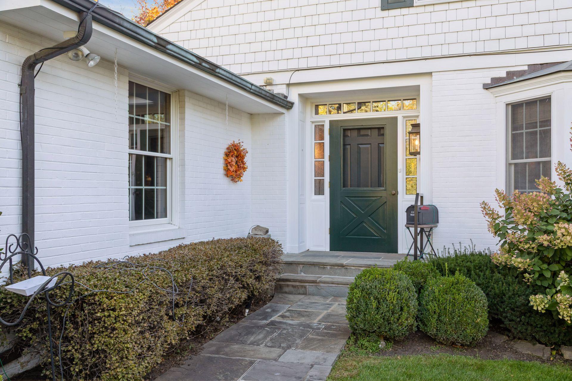 600 Wentworth Avenue