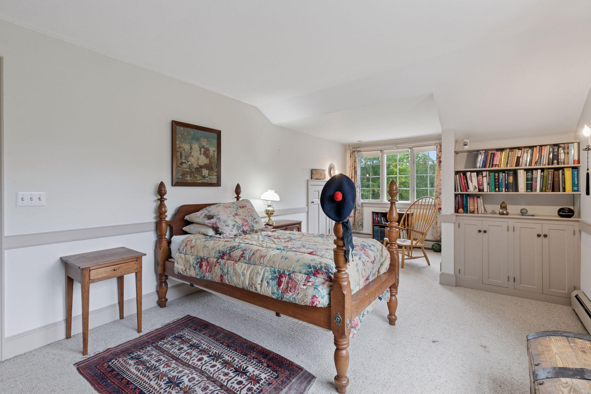 600 Wentworth Avenue