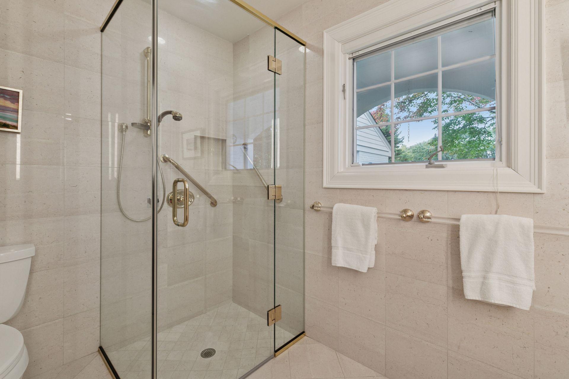 600 Wentworth Avenue