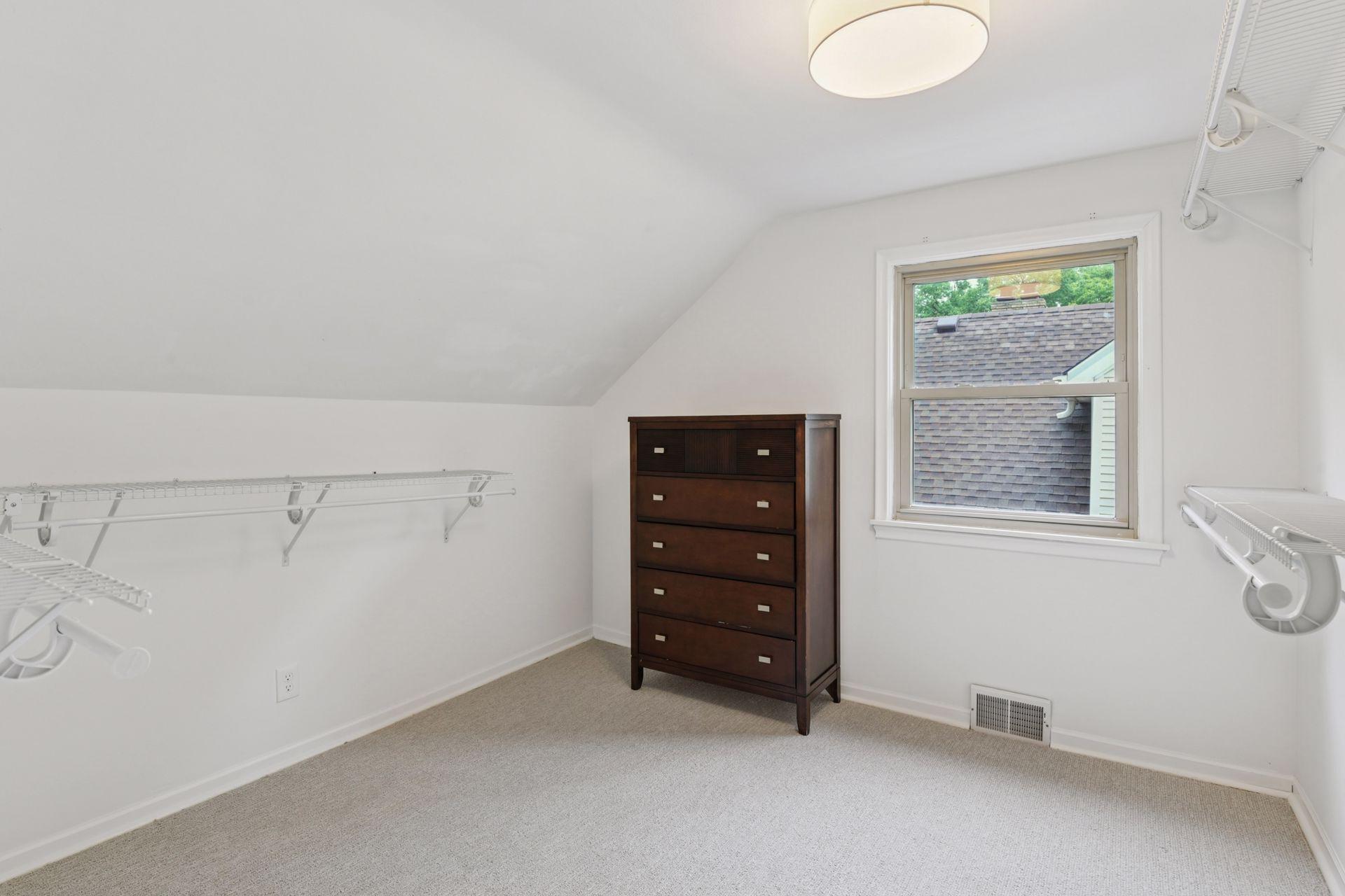 5109 Abbott Avenue S