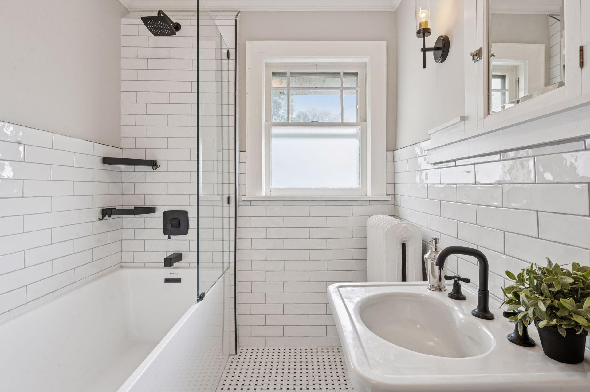 5051 Lyndale Avenue S