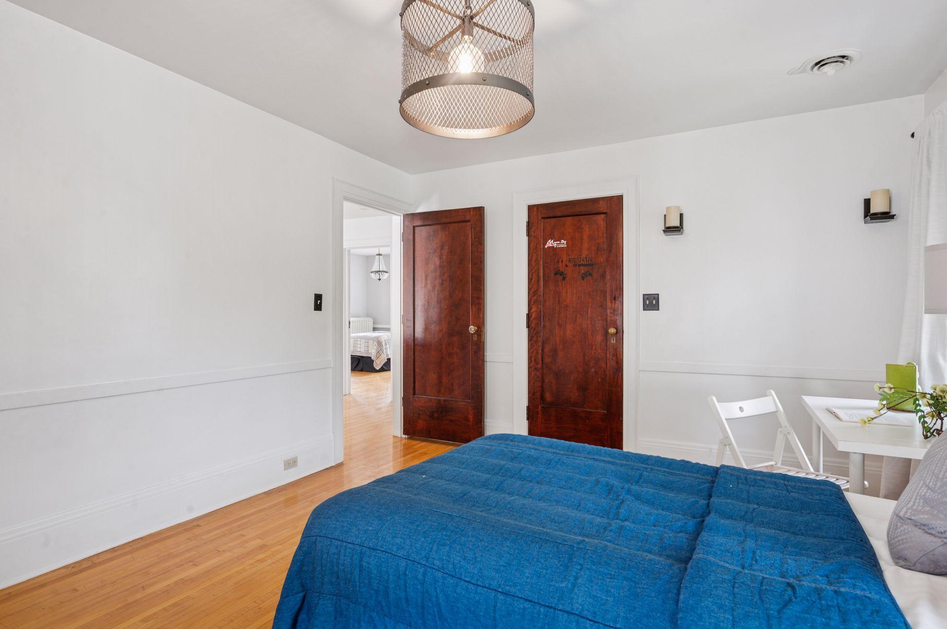 5051 Lyndale Avenue S