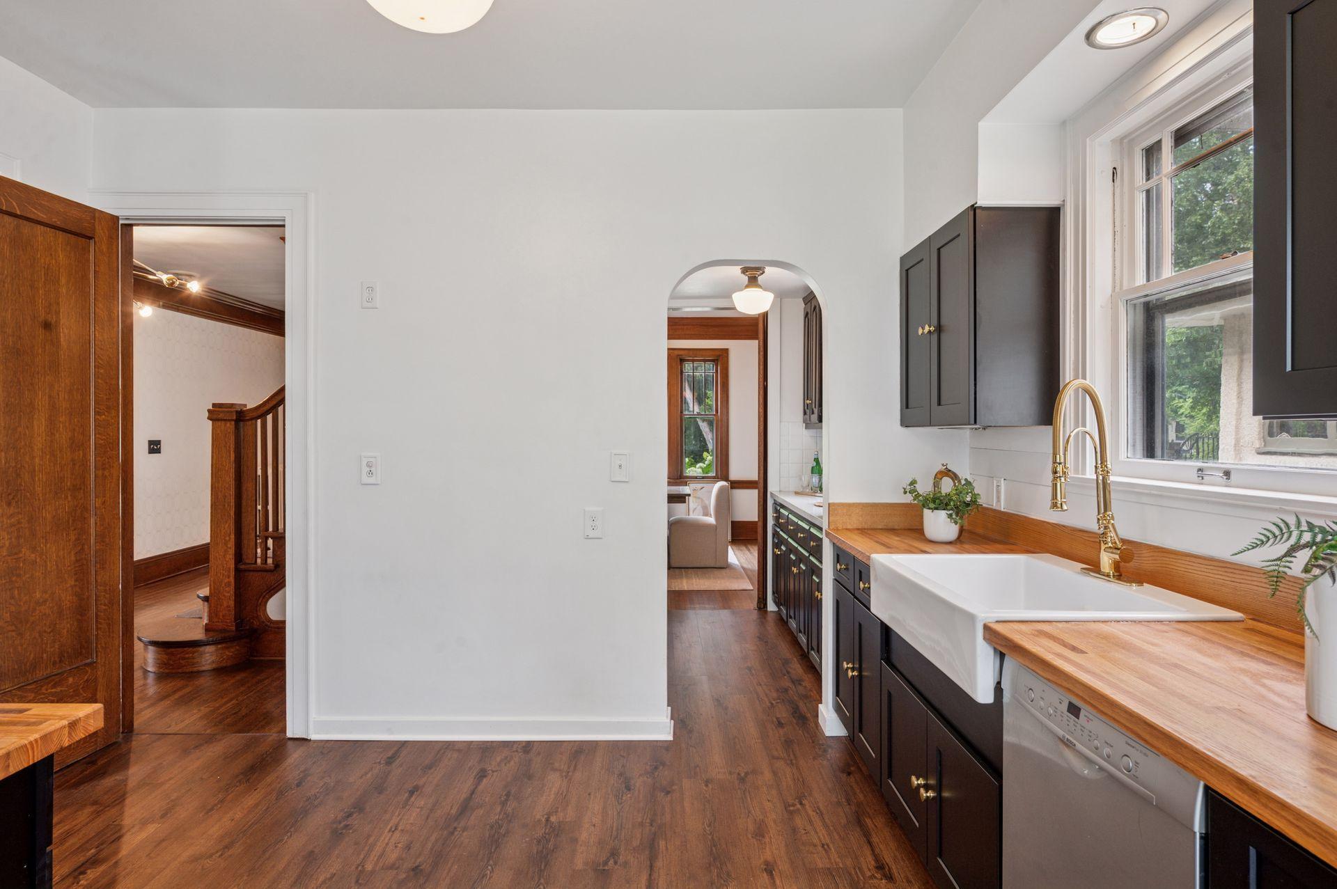 5051 Lyndale Avenue S