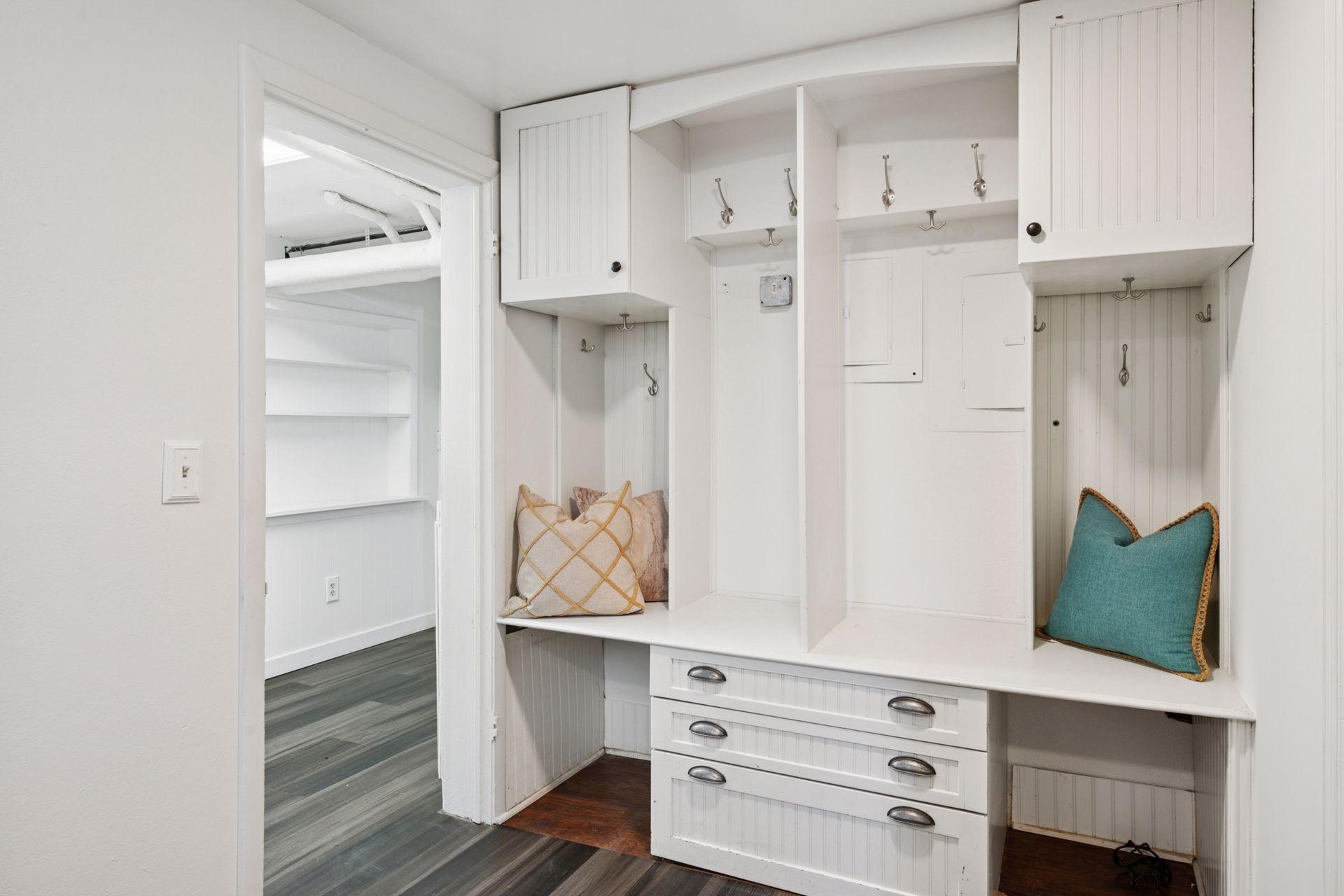 5051 Lyndale Avenue S