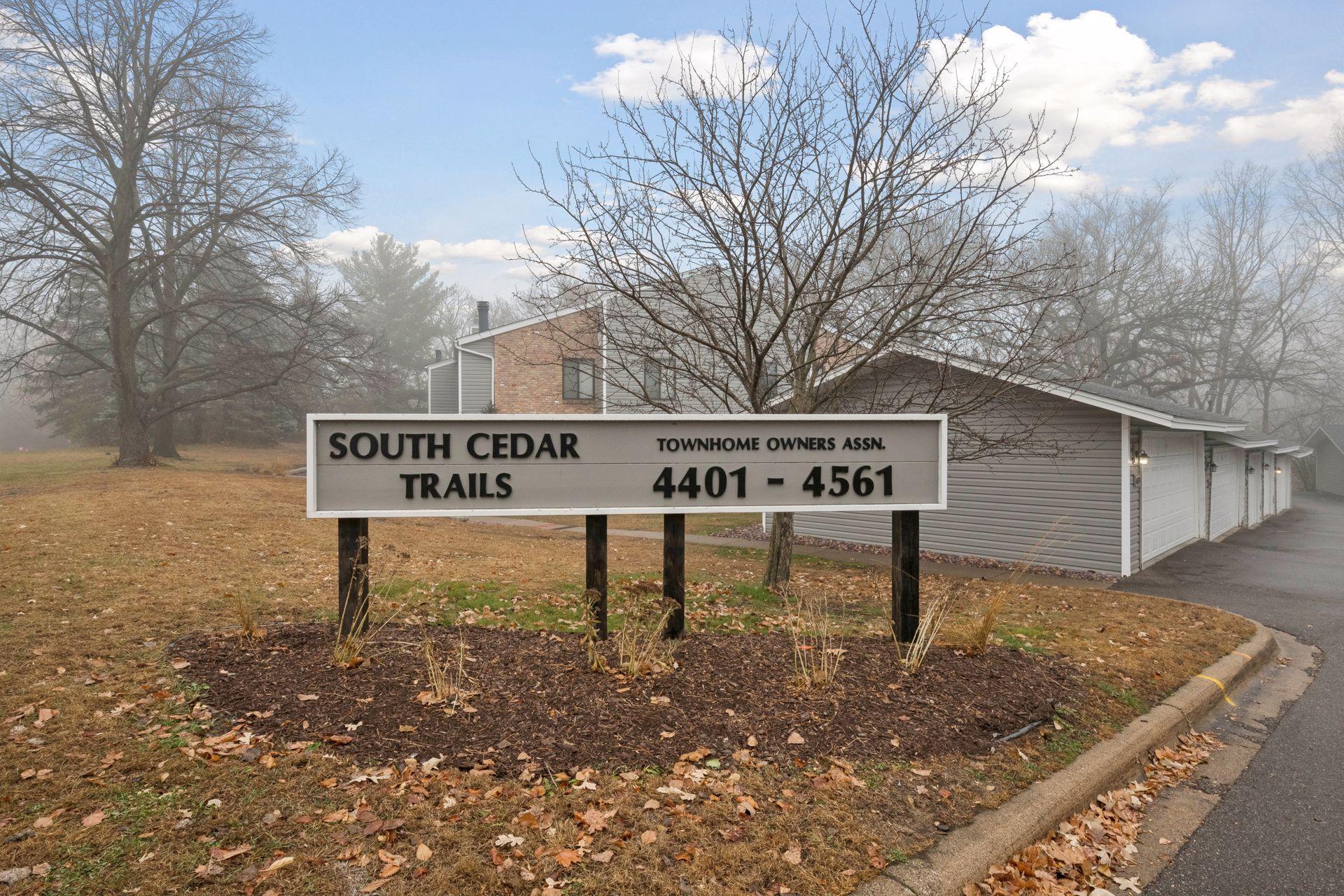 4453 Cedar Lake Road S