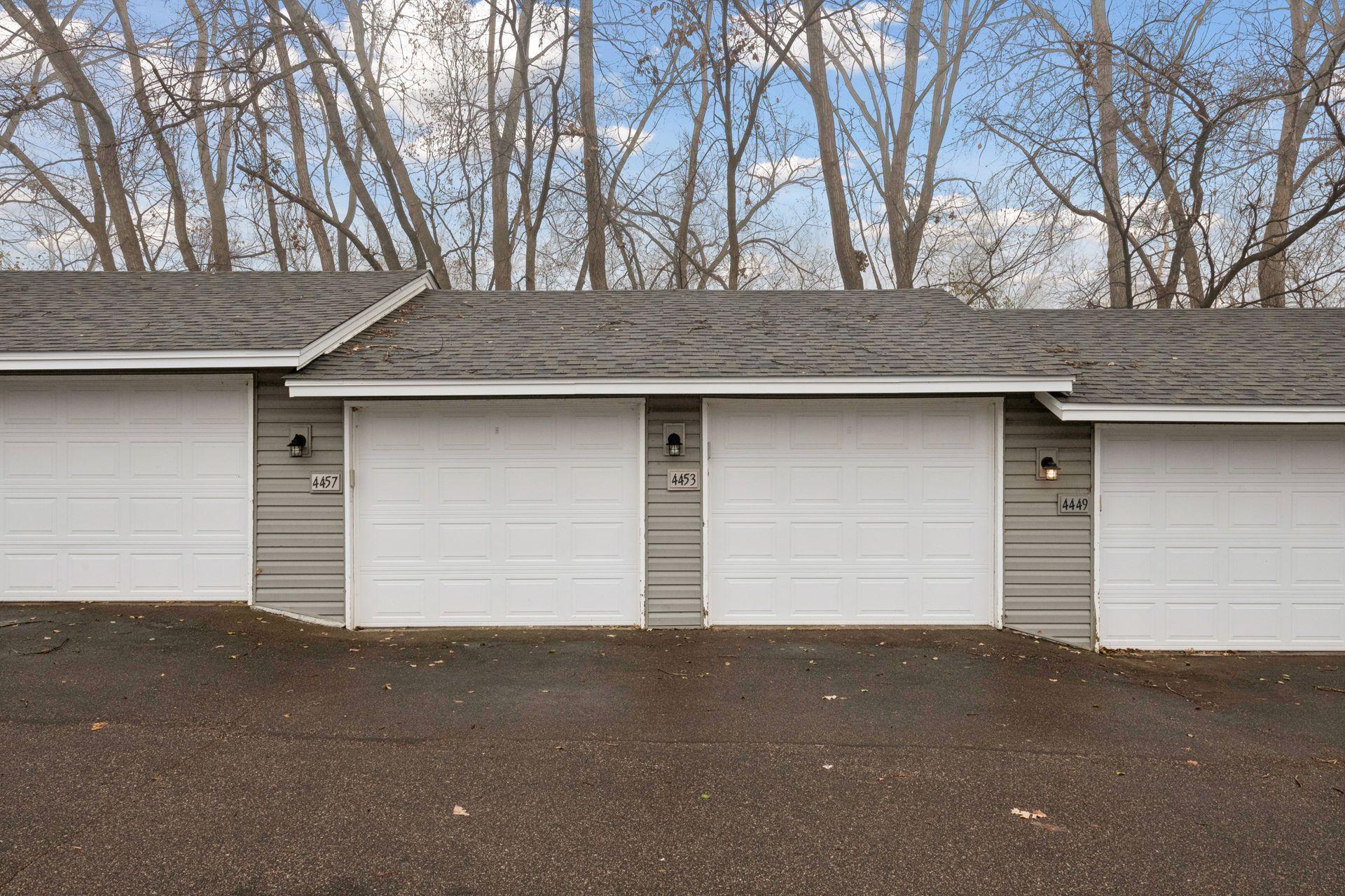 4453 Cedar Lake Road S