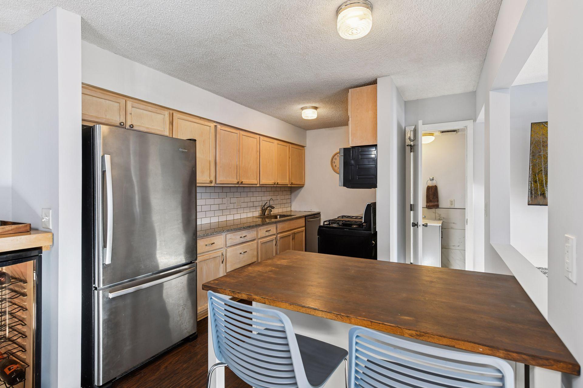 4453 Cedar Lake Road S