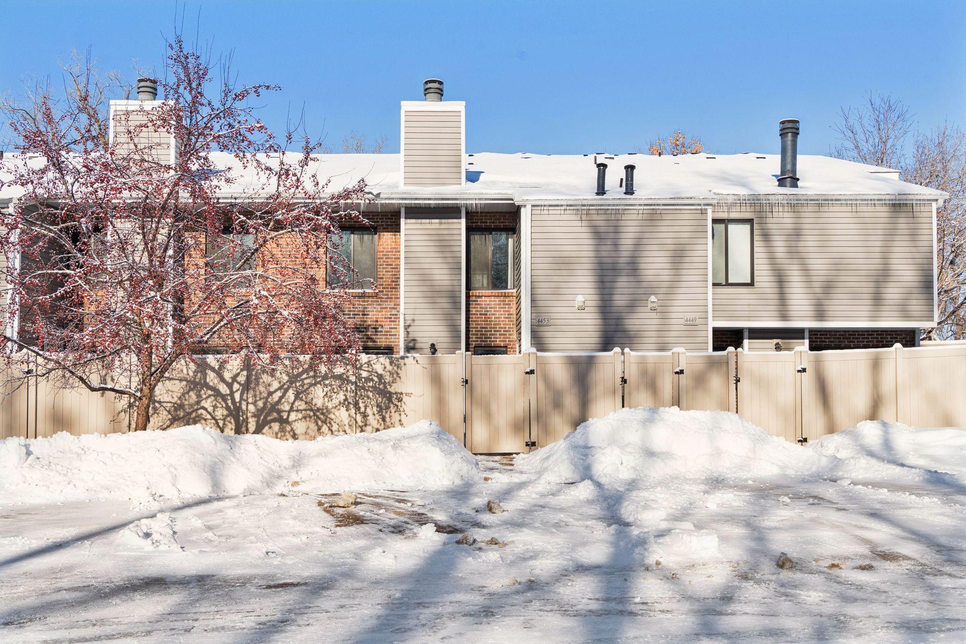 4453 Cedar Lake Road S