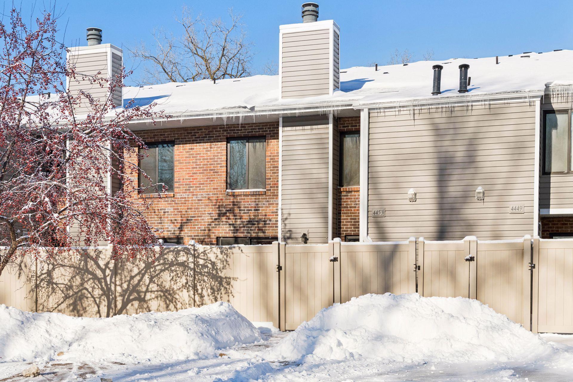 4453 Cedar Lake Road S