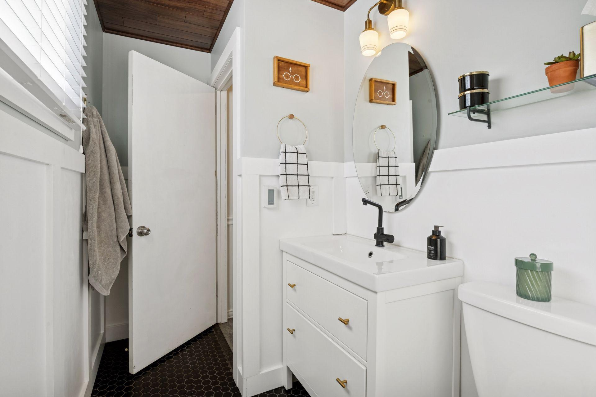 3221 Georgia Avenue S