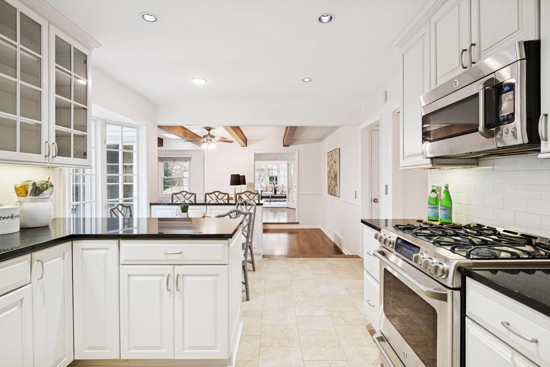 6708 Rosemary Lane