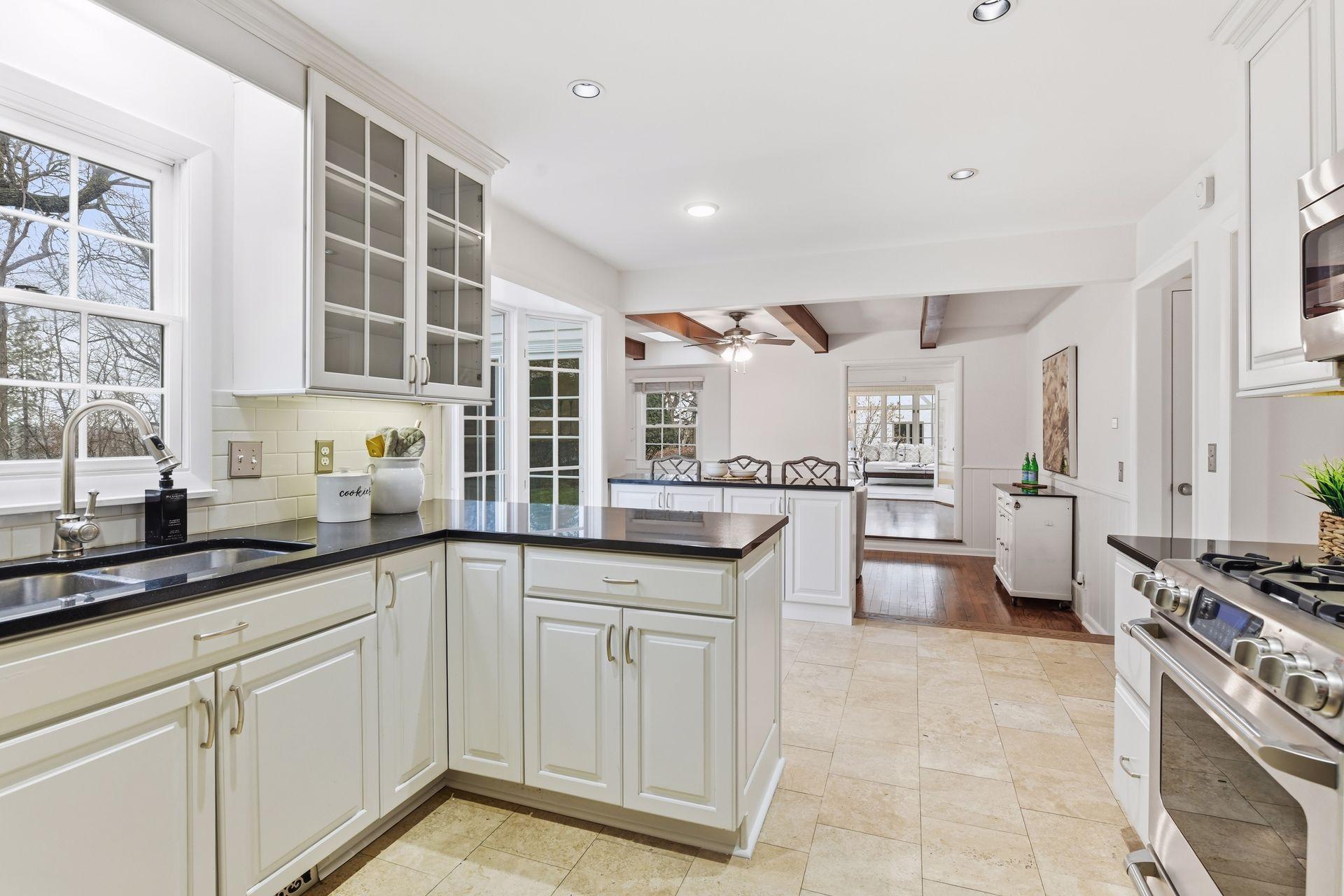 6708 Rosemary Lane