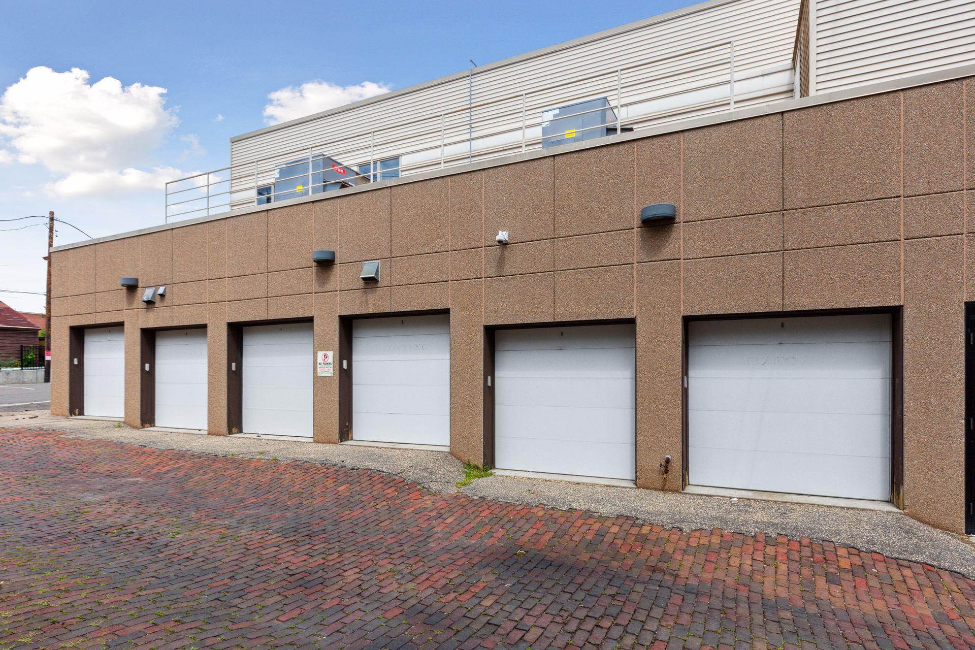 700 Grand Avenue Unit: 204