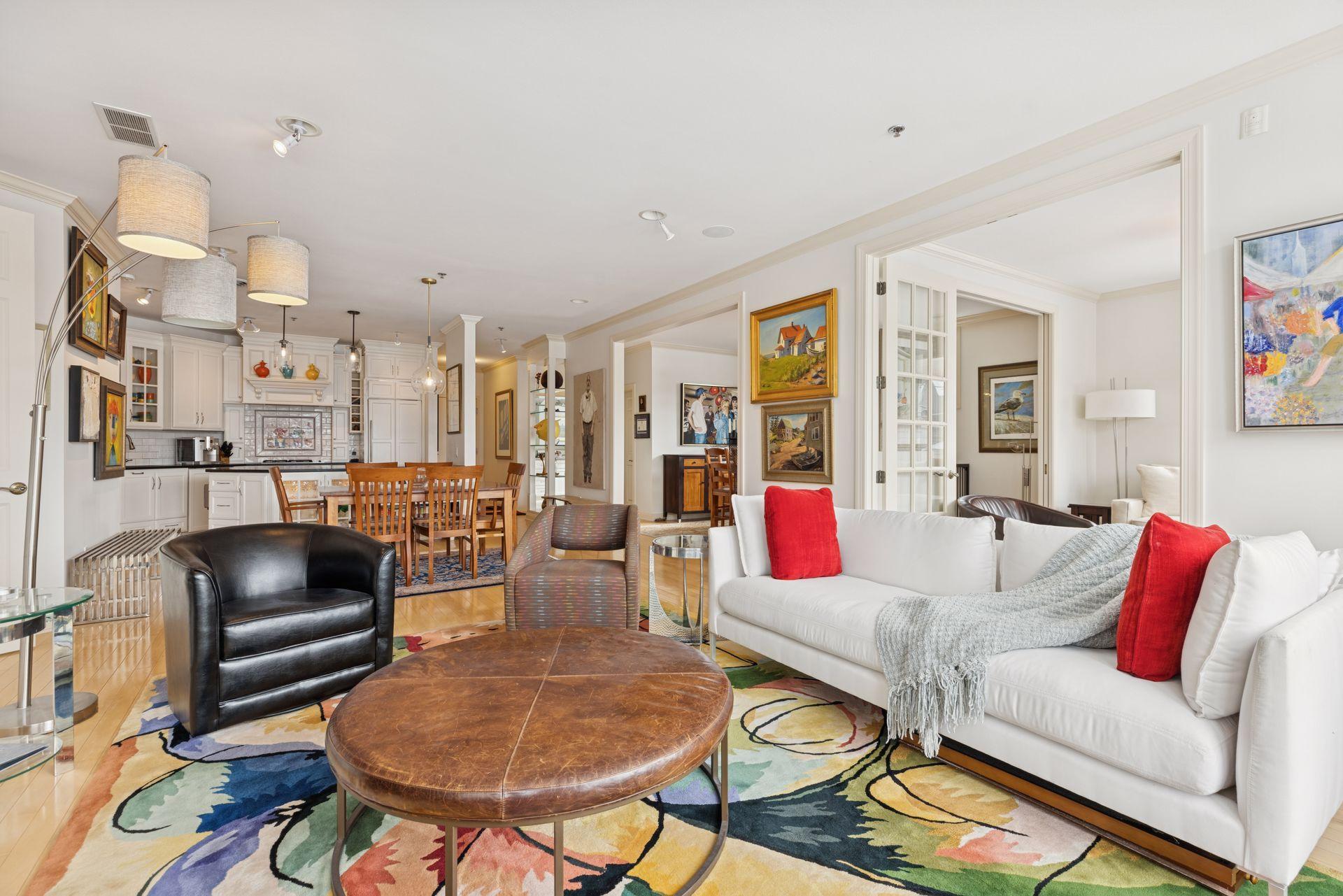 700 Grand Avenue Unit: 204