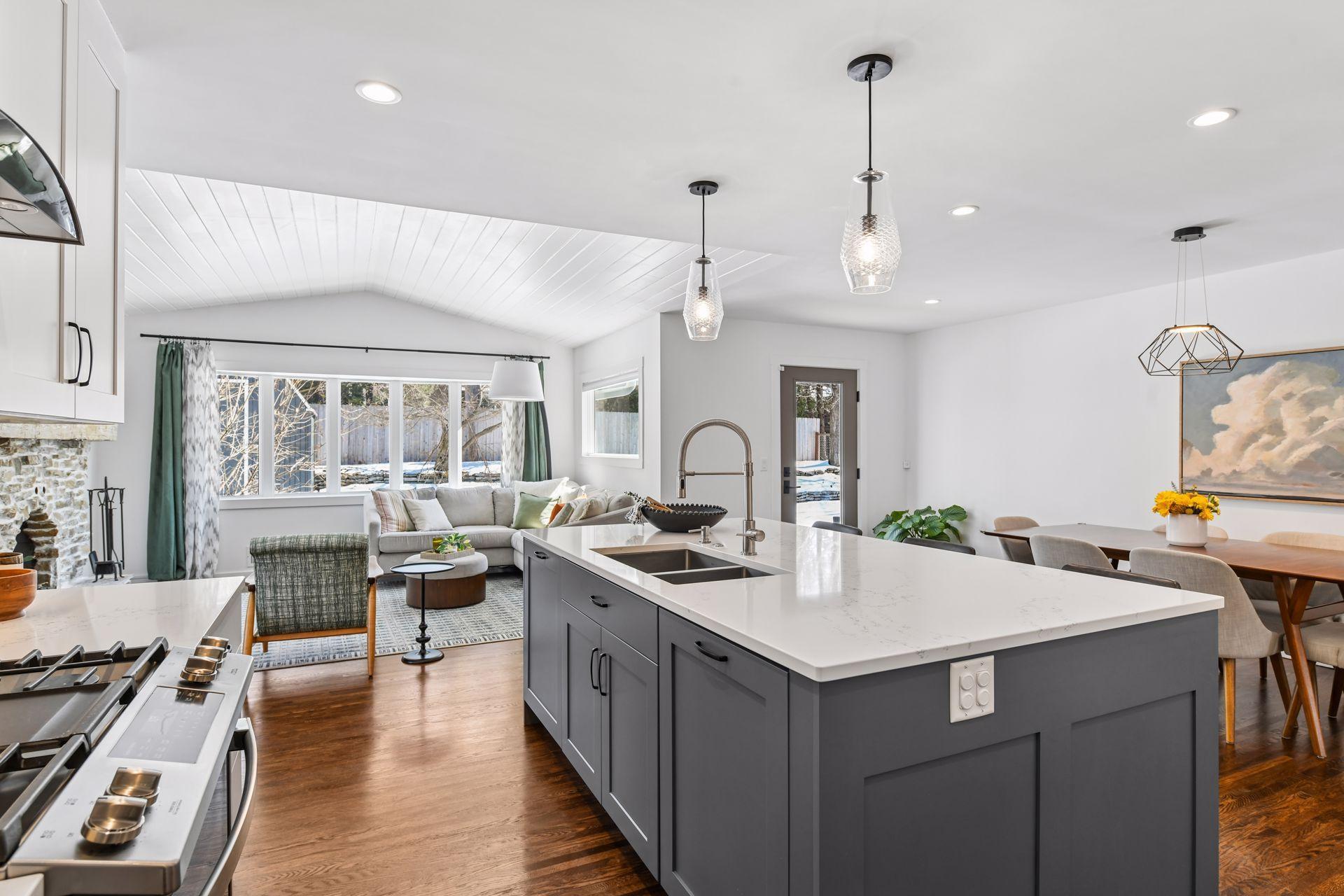 6105 Birchcrest Drive