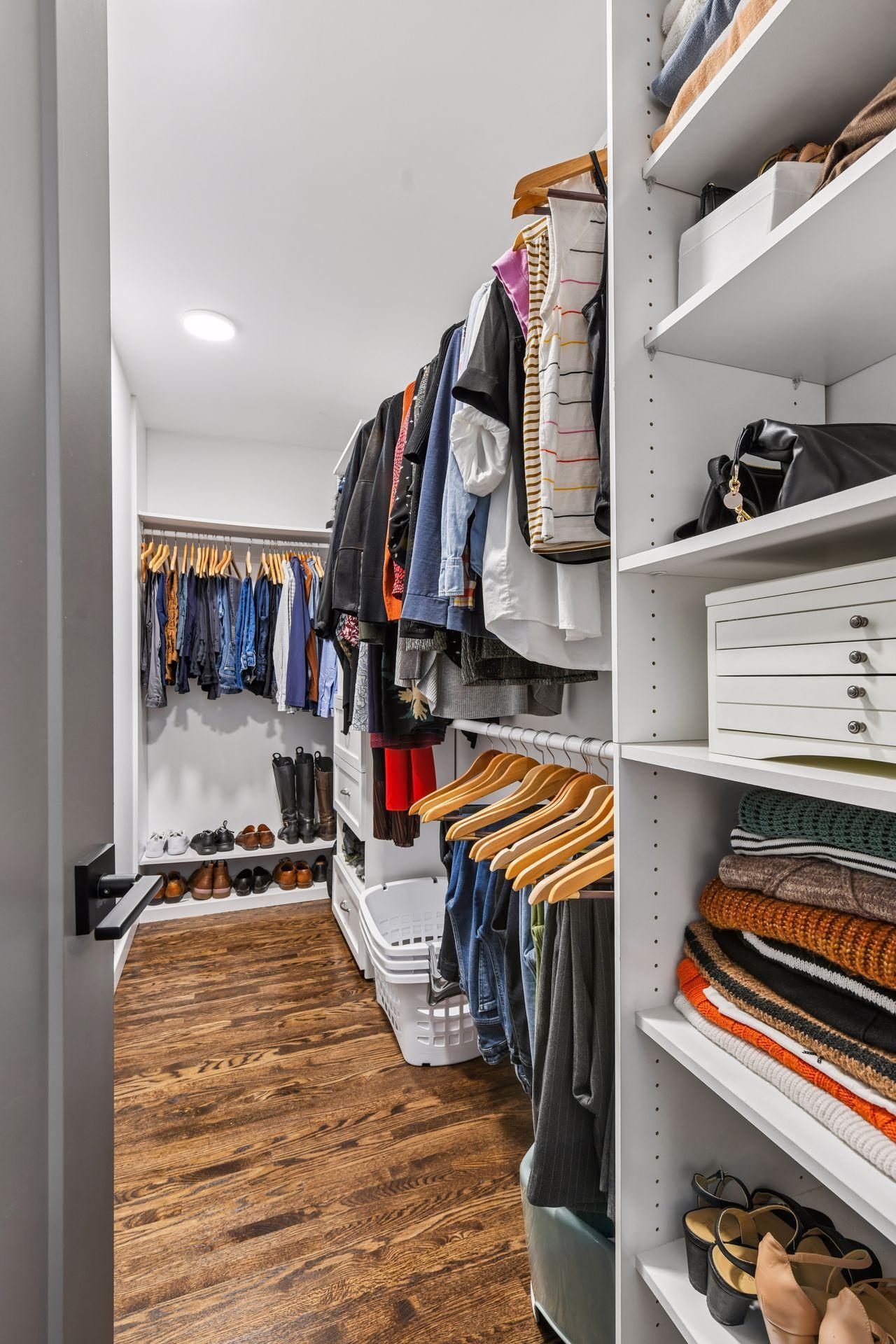 6105 Birchcrest Drive