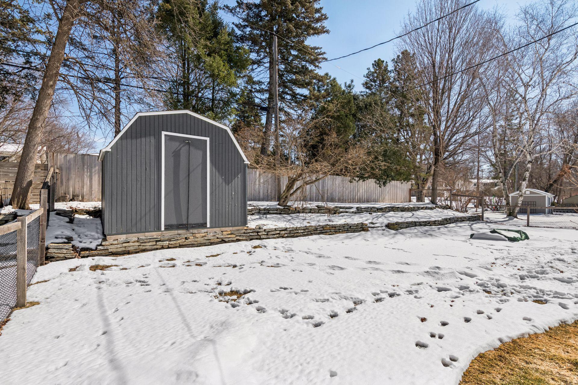 6105 Birchcrest Drive