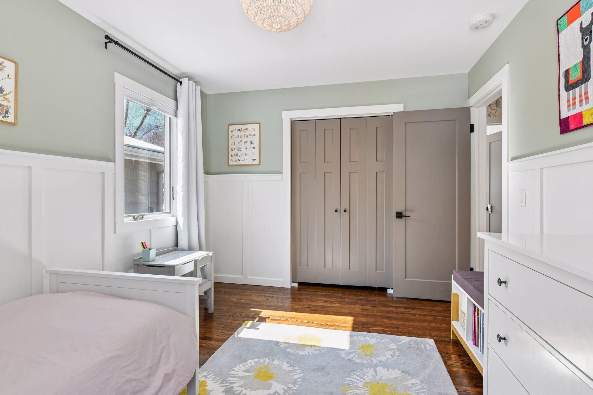 6105 Birchcrest Drive