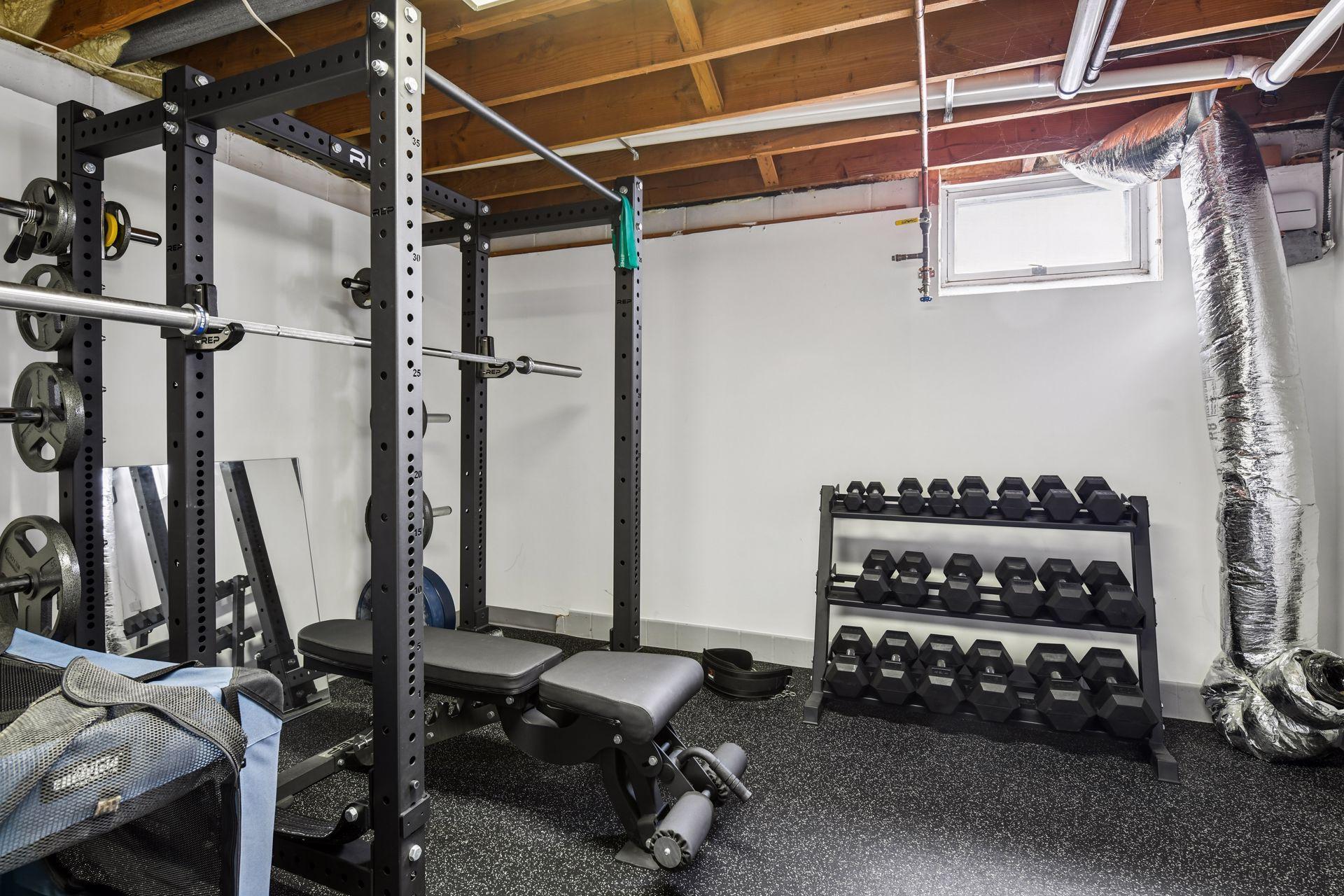 6105 Birchcrest Drive