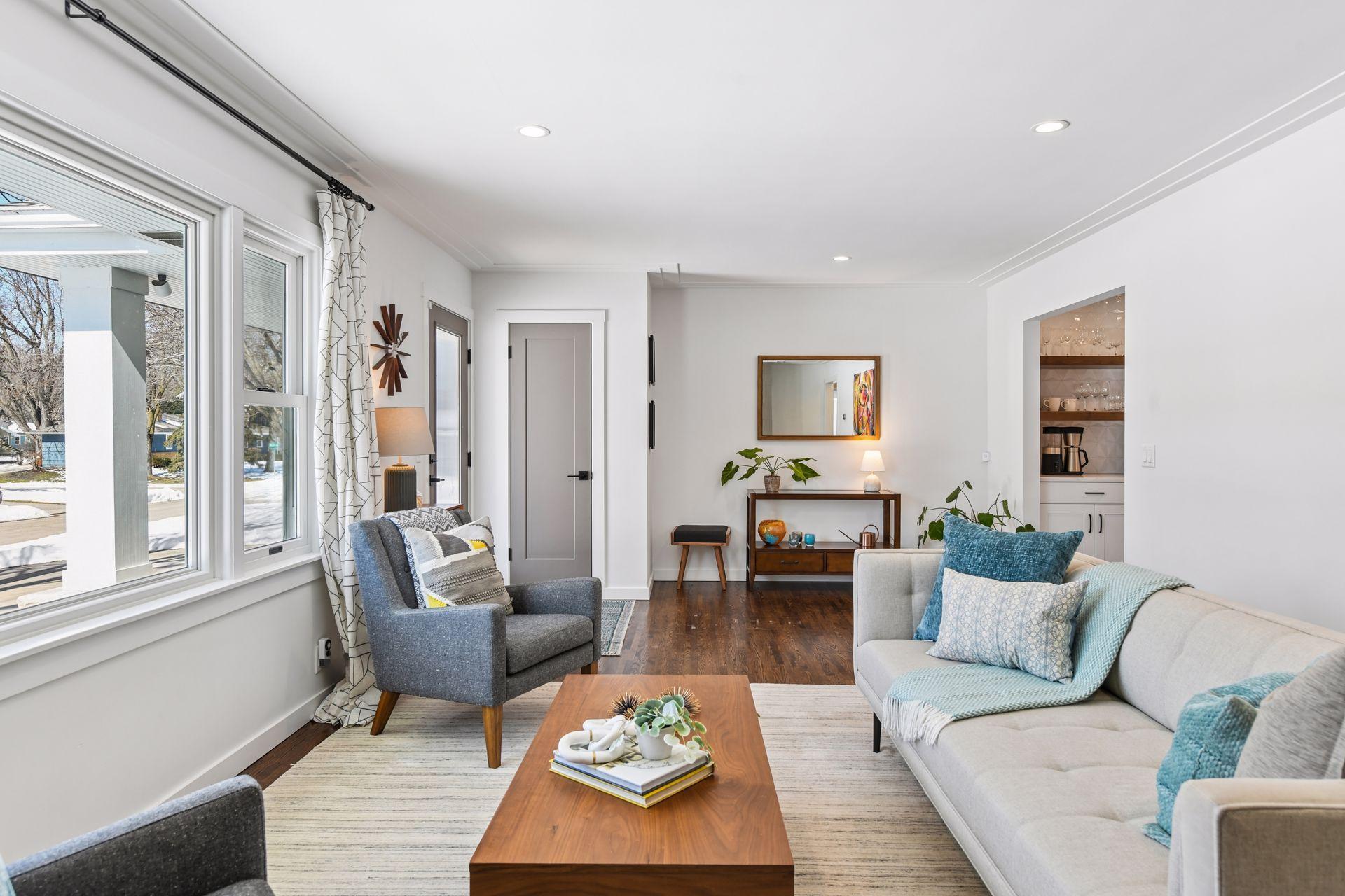 6105 Birchcrest Drive