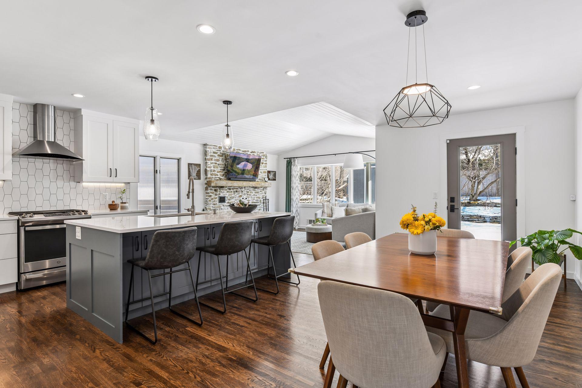 6105 Birchcrest Drive