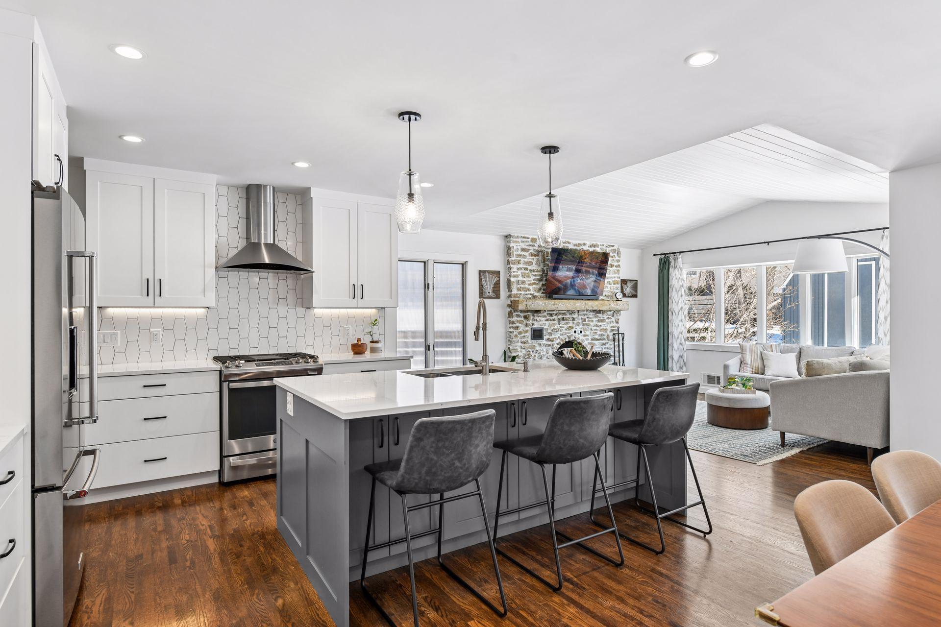 6105 Birchcrest Drive