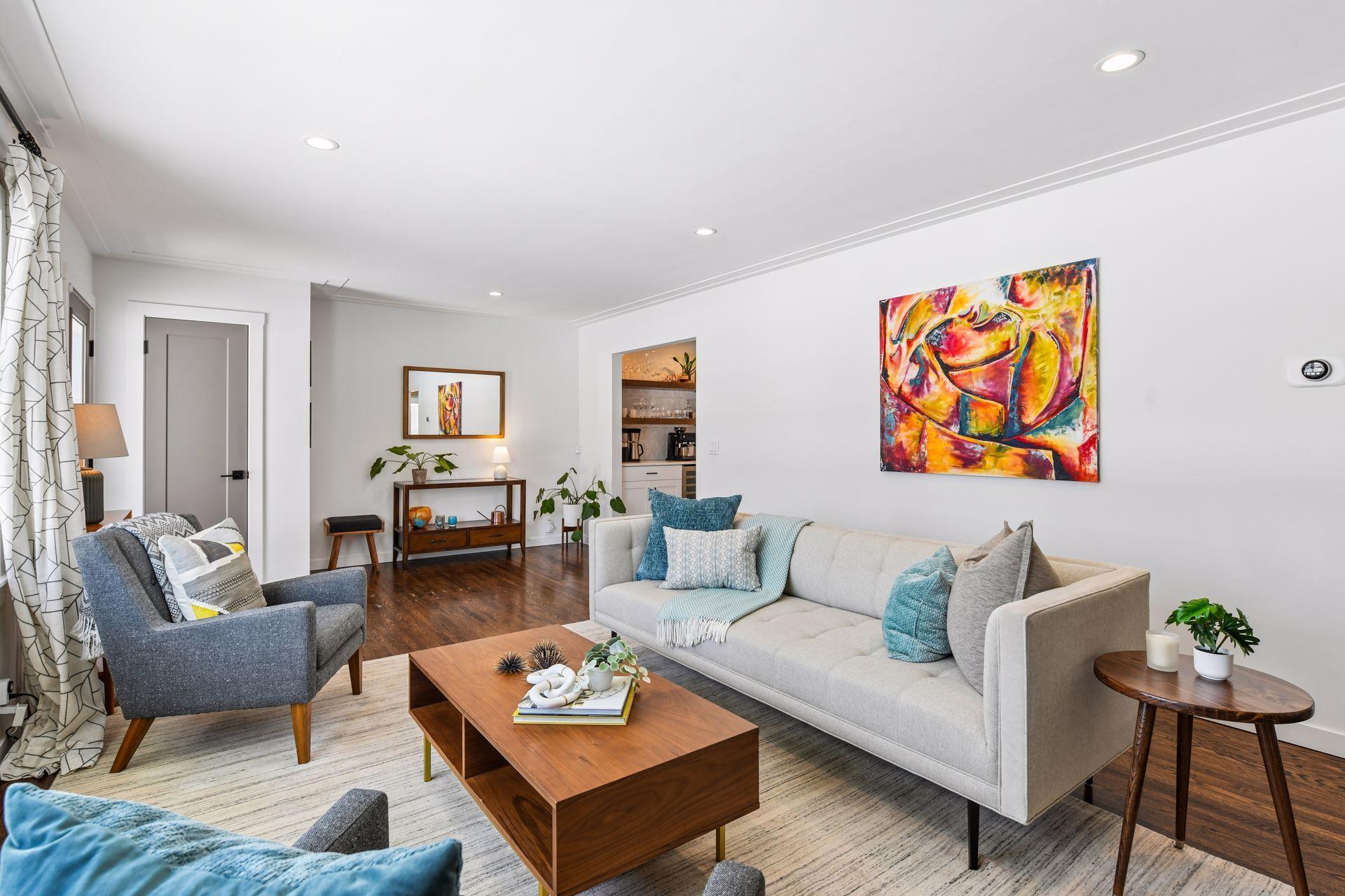 6105 Birchcrest Drive