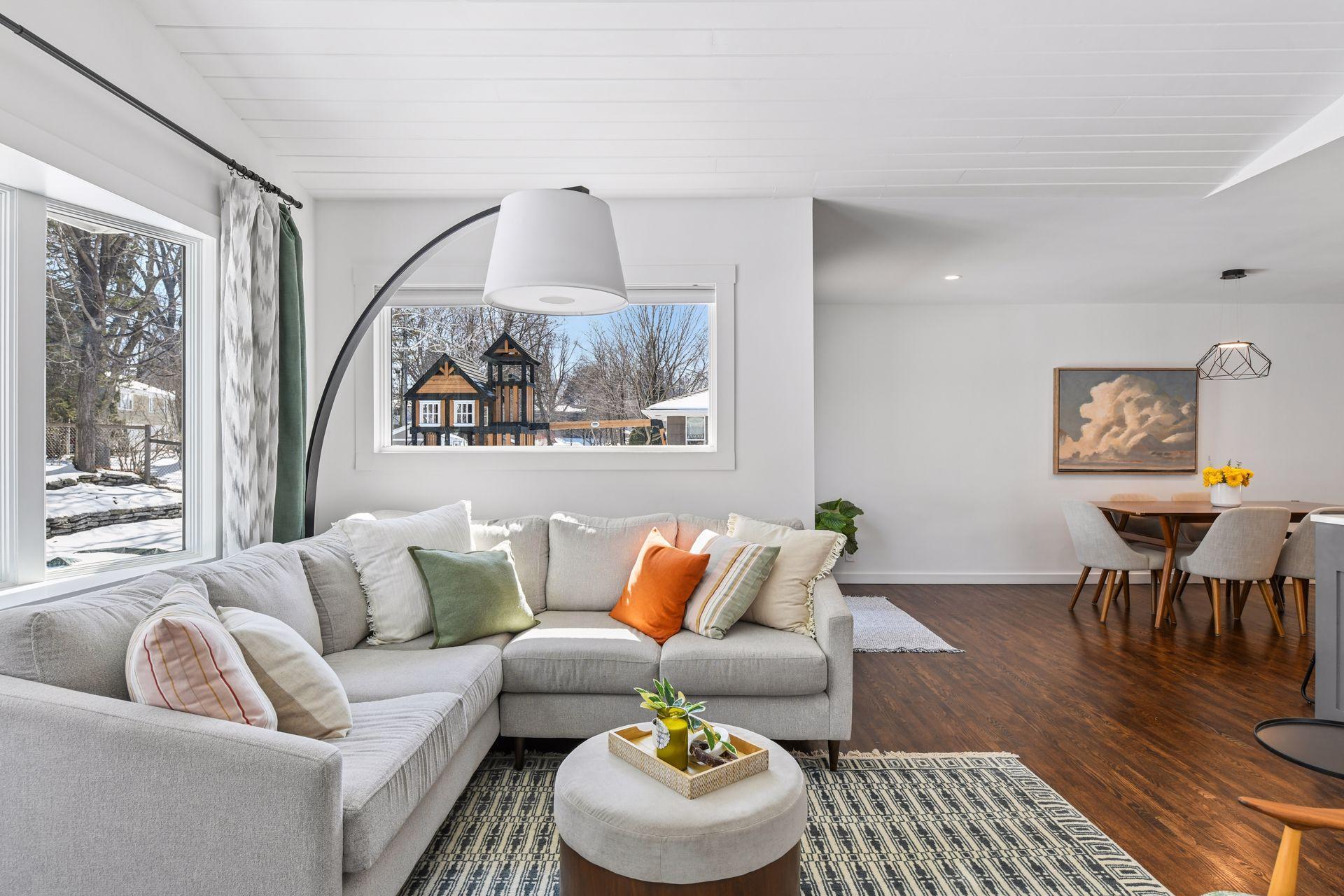 6105 Birchcrest Drive