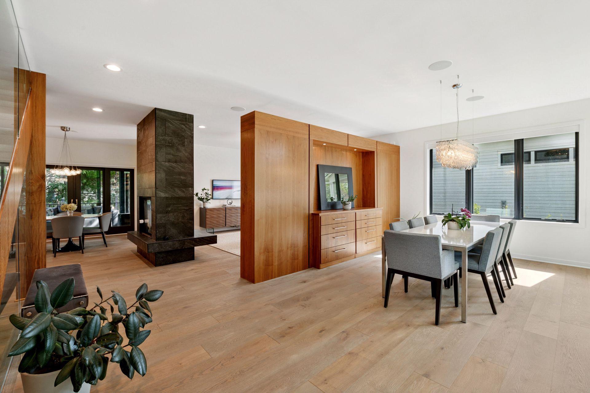 3516 W Fuller Street