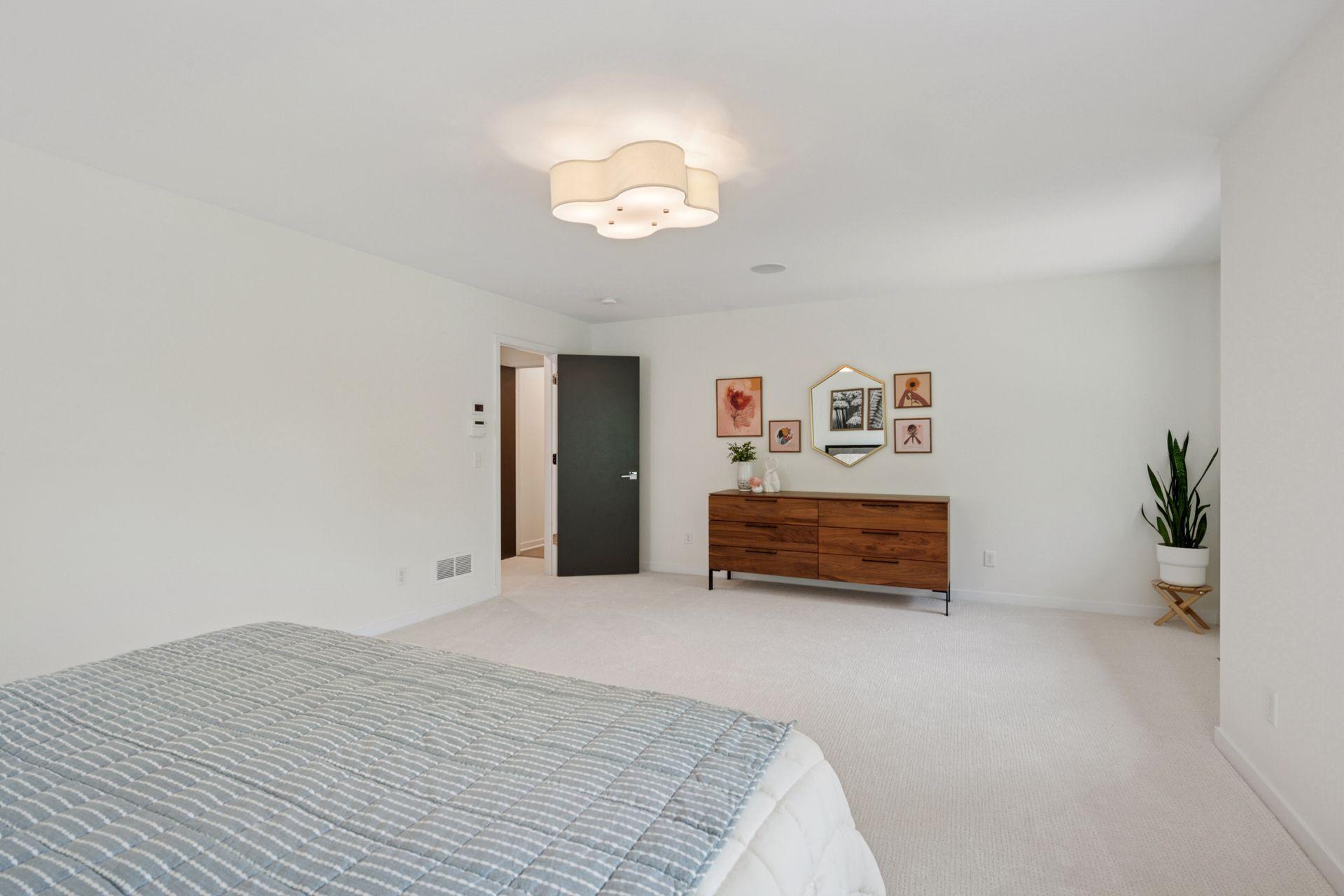 3516 W Fuller Street