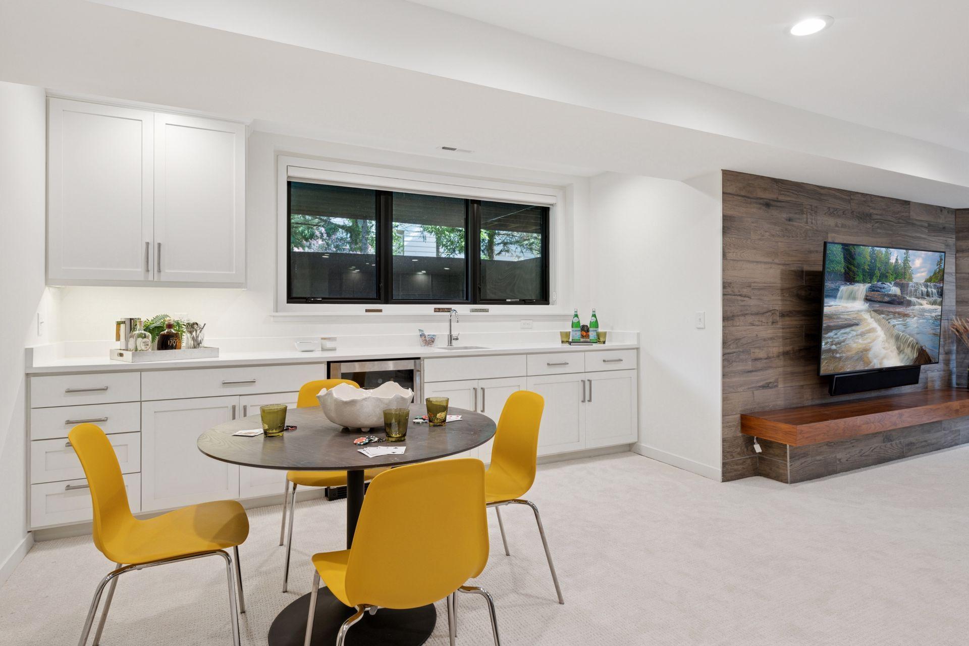 3516 W Fuller Street