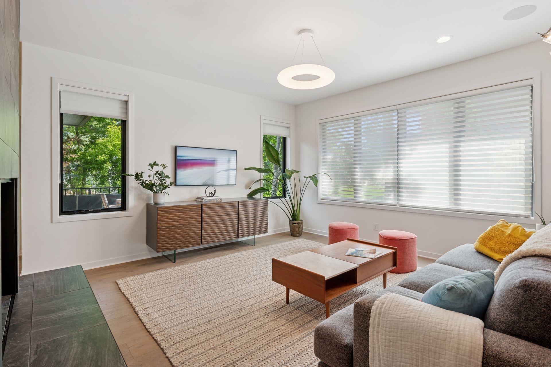 3516 W Fuller Street