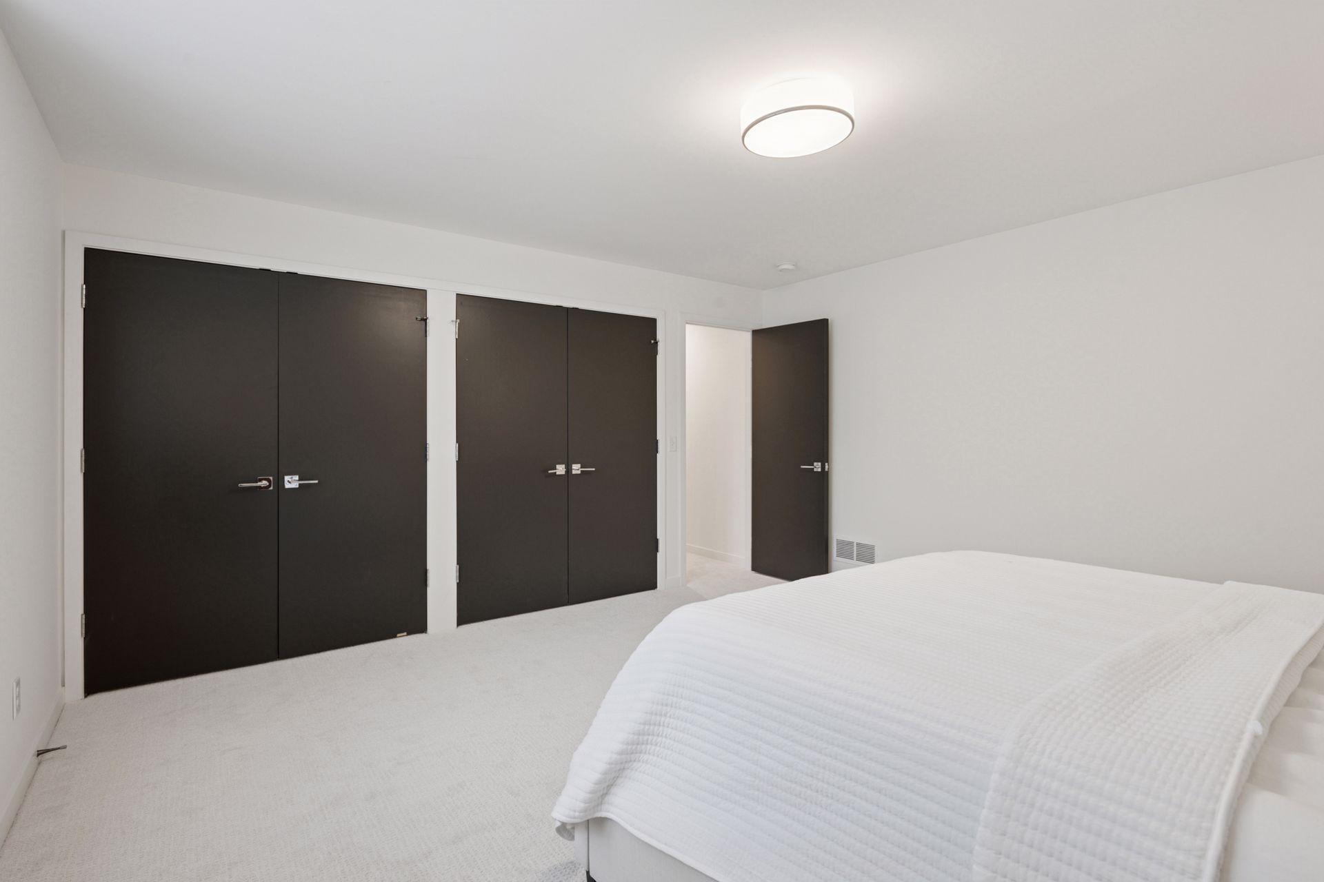 3516 W Fuller Street