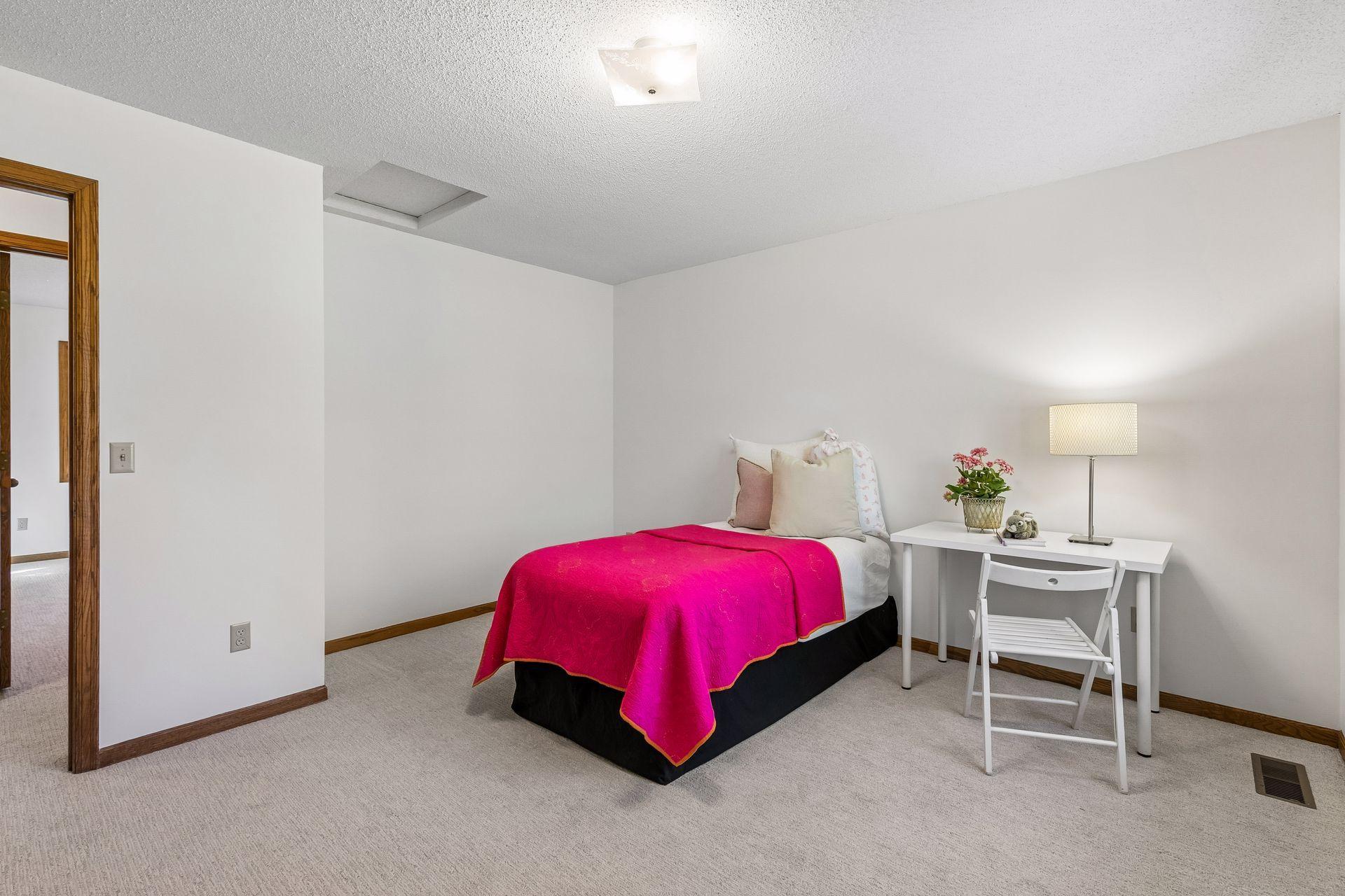 4908 W 93rd Street