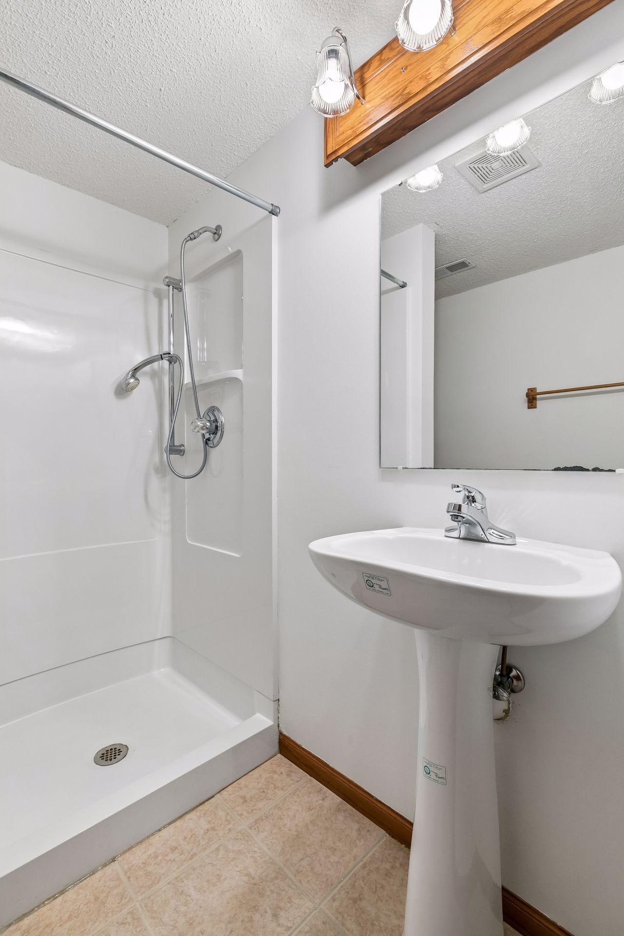 4908 W 93rd Street