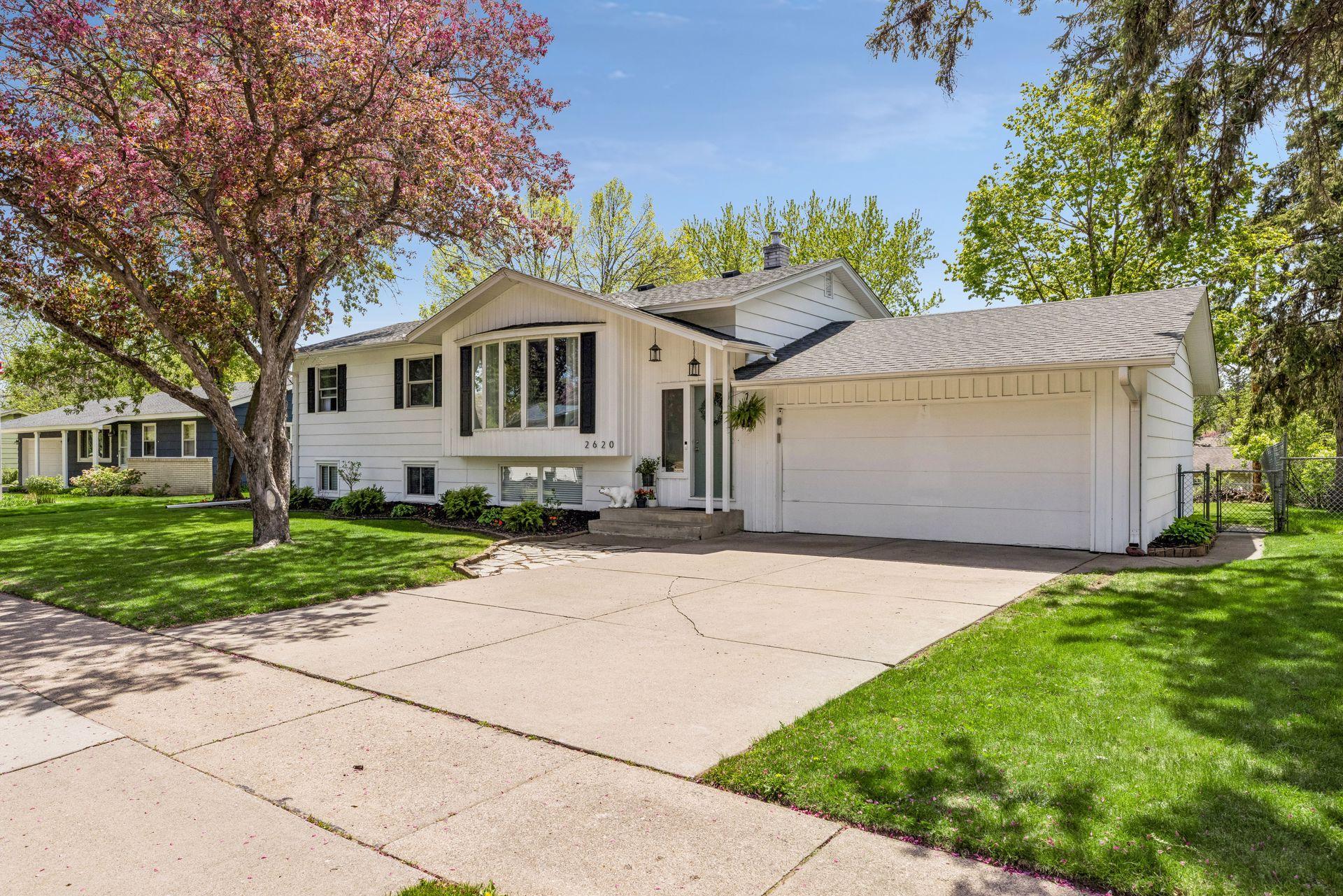 2620 Cedar Avenue