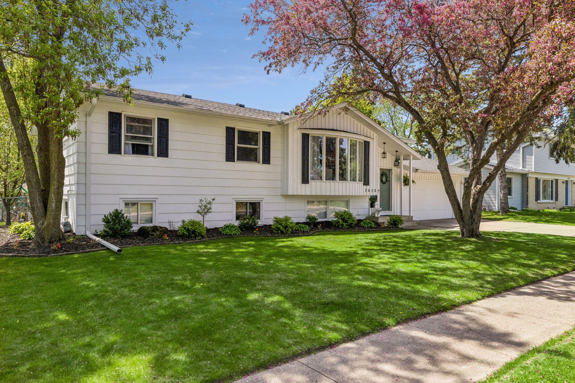 2620 Cedar Avenue