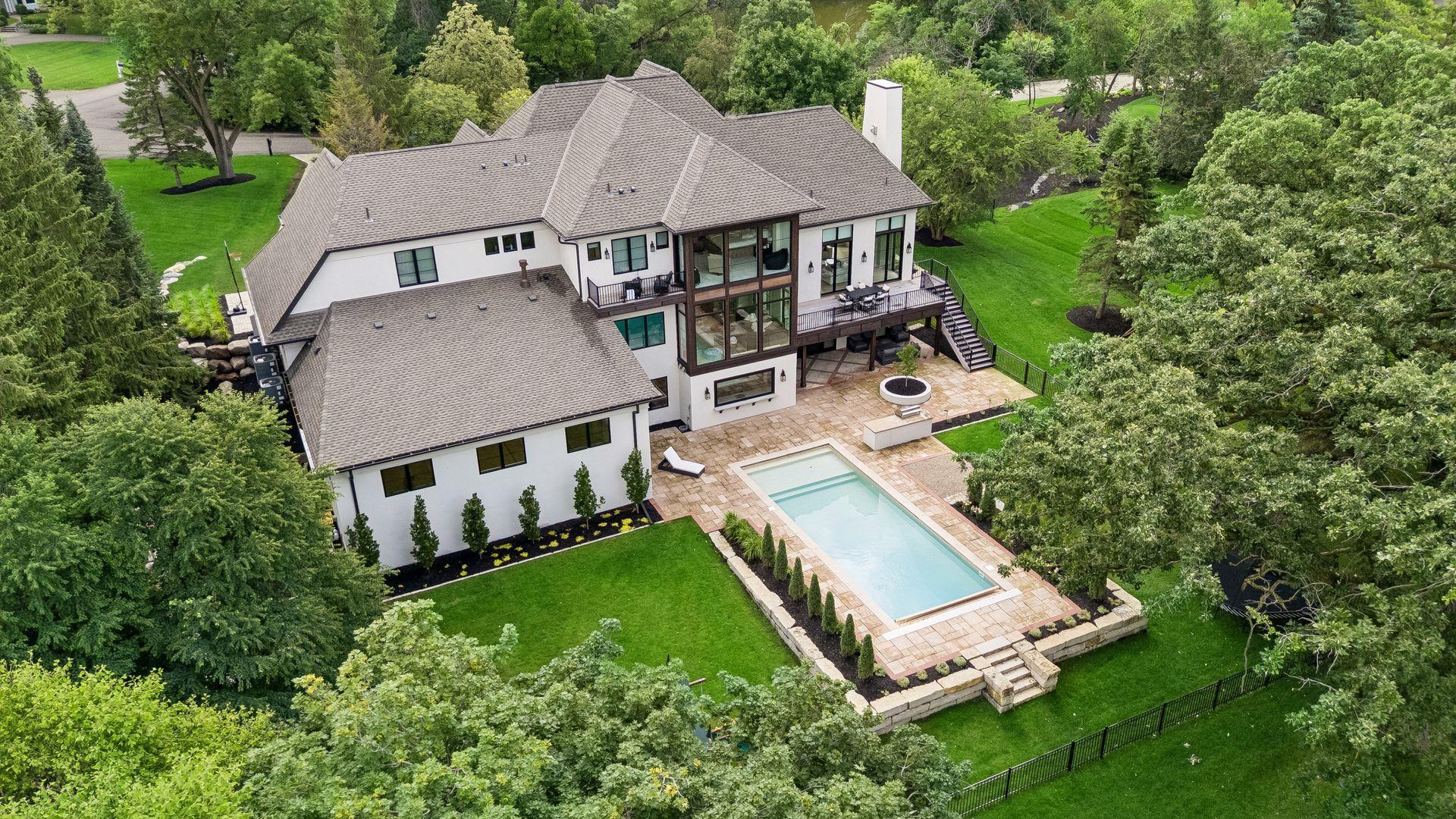 5404 Stauder Circle