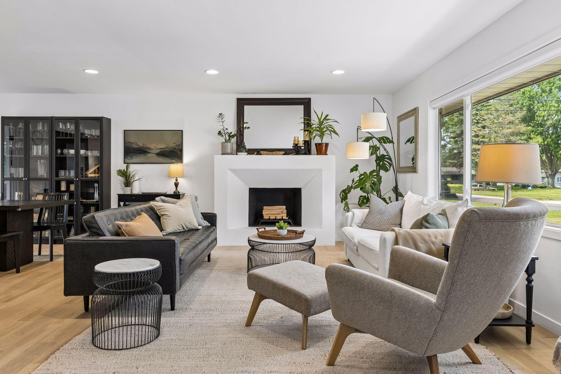 8465 Winnetka Heights Drive