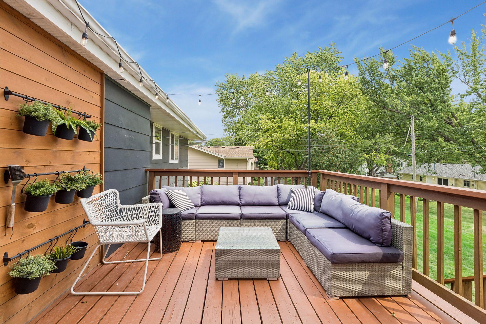 8465 Winnetka Heights Drive